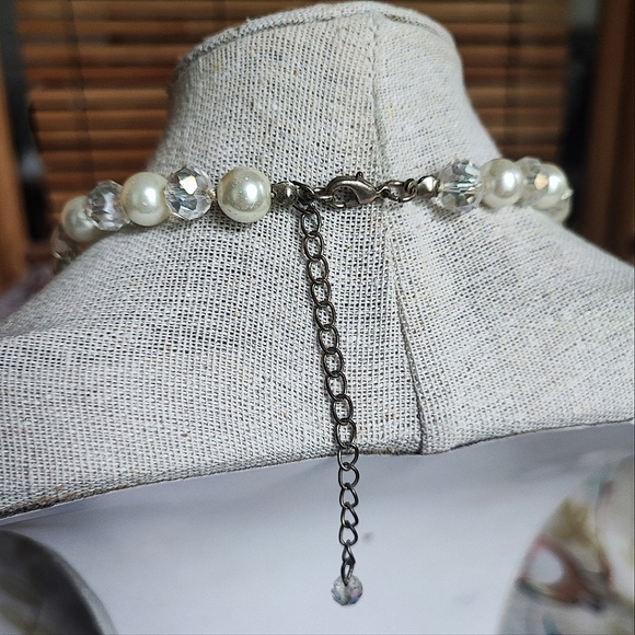 Faux Glass Pearls Faceted Aurora Borealis Crystal Vintage Necklace - Picture 3 of 6